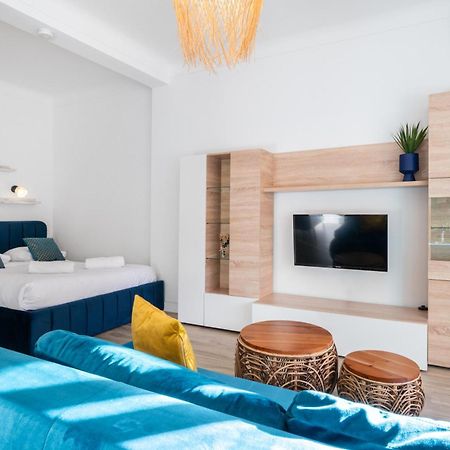 Castel 2 Studio Au Centre Ville De Menton Gare Sncf 外观 照片